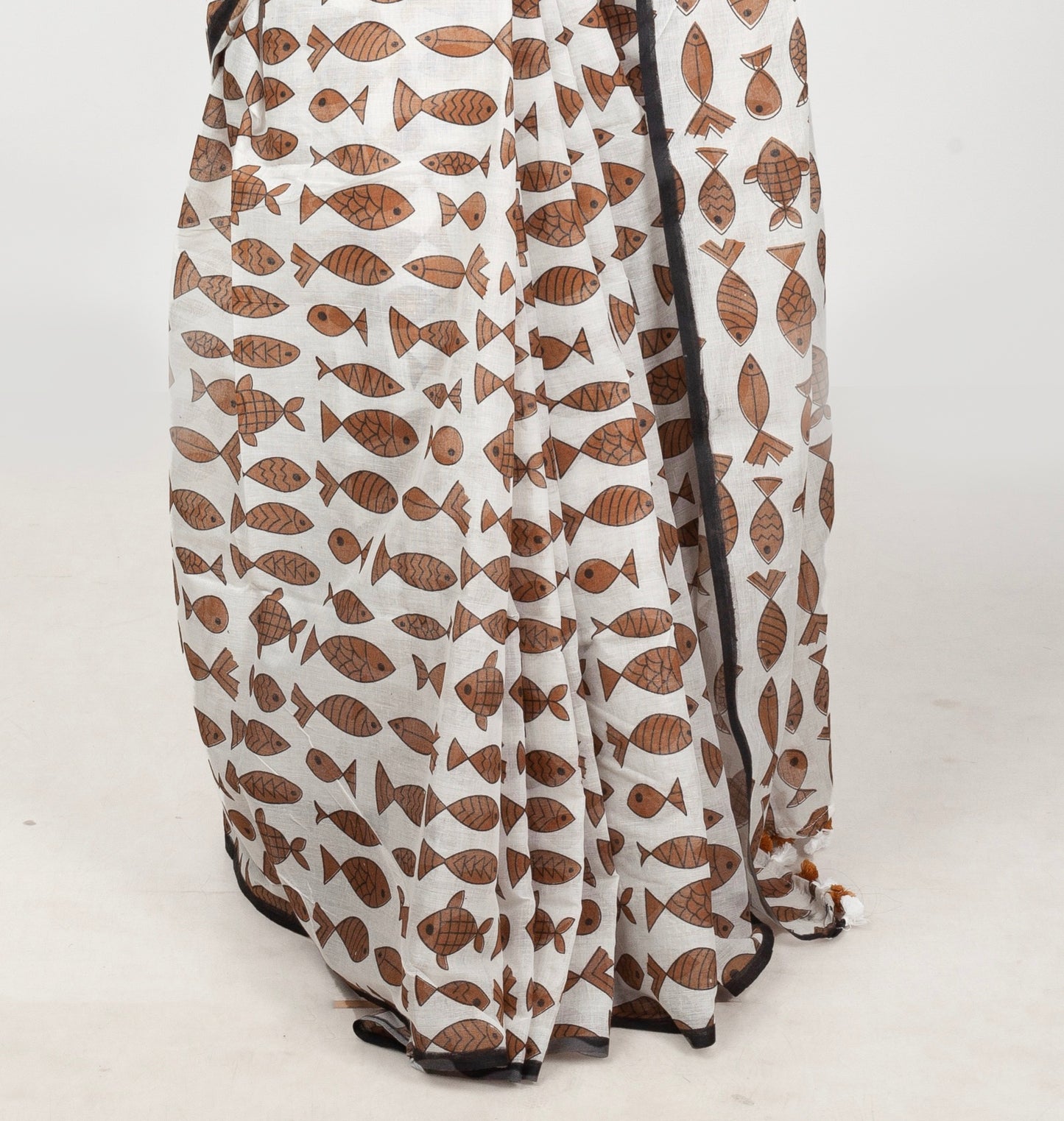 Brown Fish Printed Mix Cotton Saree