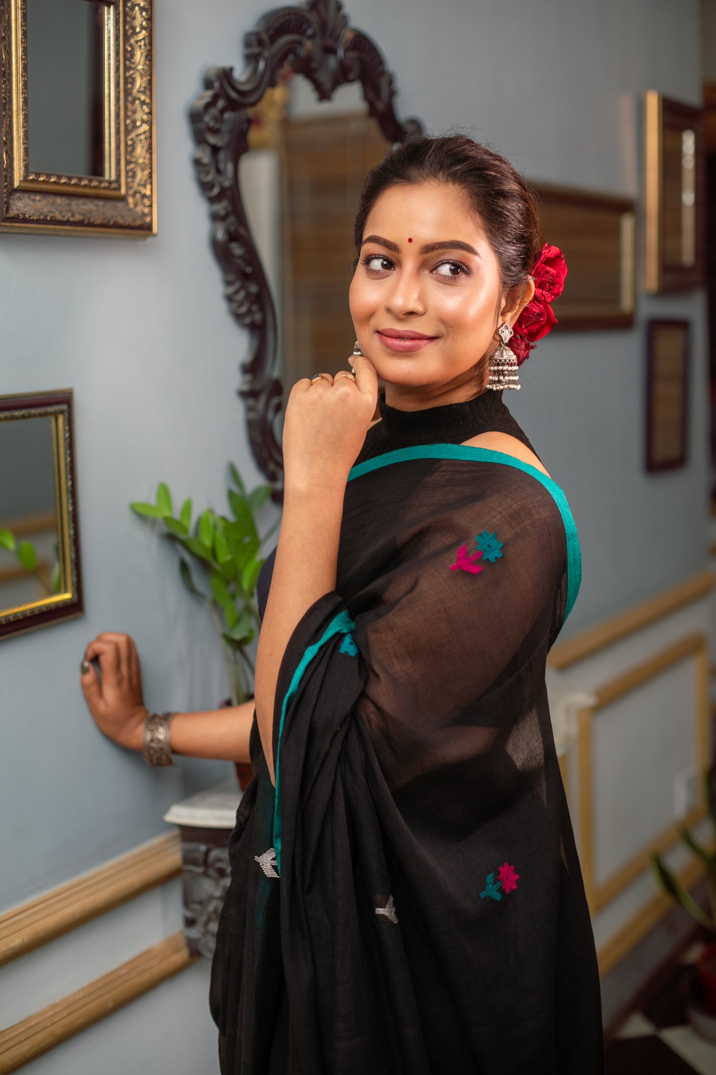 Embroidered Handloom Pure Cotton Black Saree