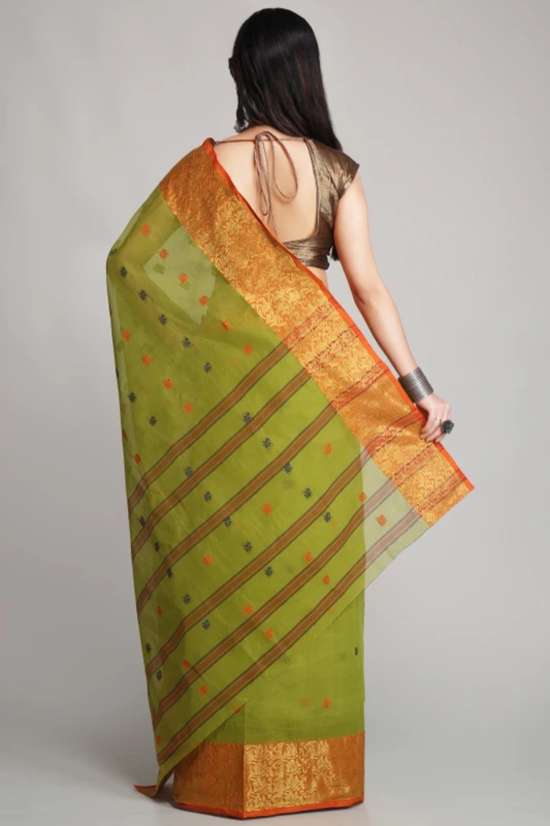 Elegant Light Green & Orange Pure Cotton Tant Saree | Sutayan