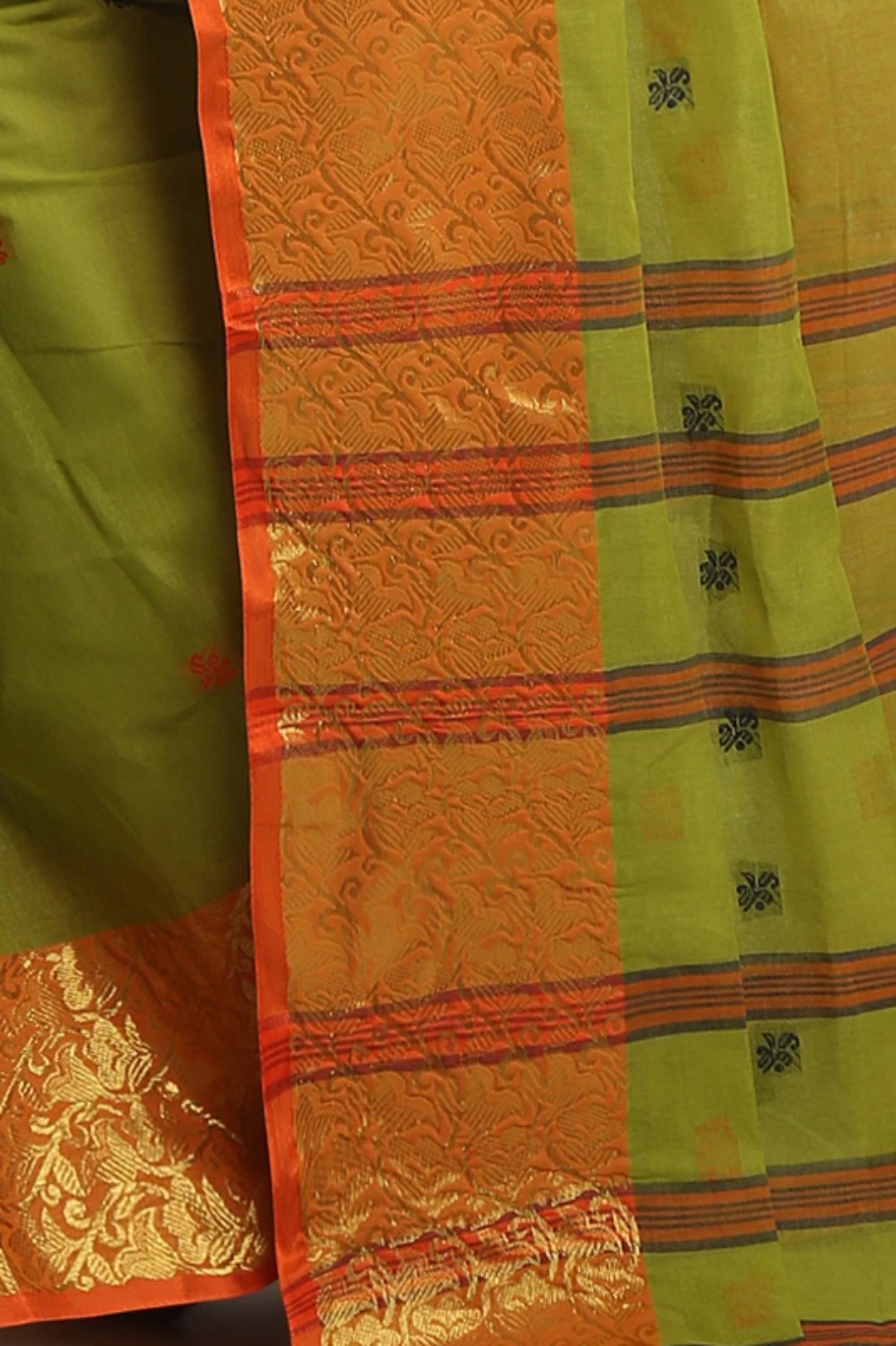 Elegant Light Green & Orange Pure Cotton Tant Saree | Sutayan