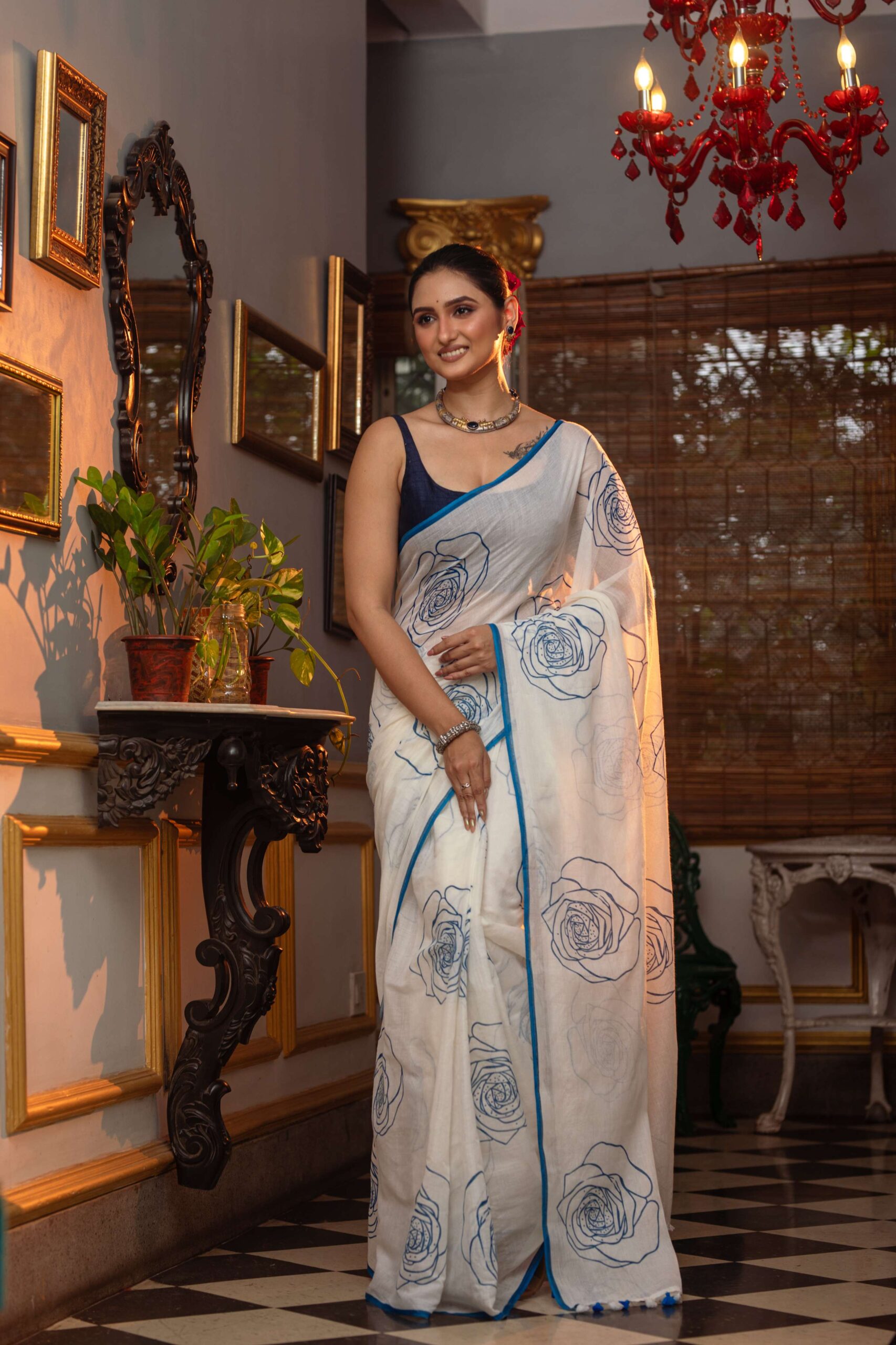 Artistic Off-White Pure Mul Cotton Saree with Royal Blue Rose Prints – Breezy Summer Handloom | Sutayan