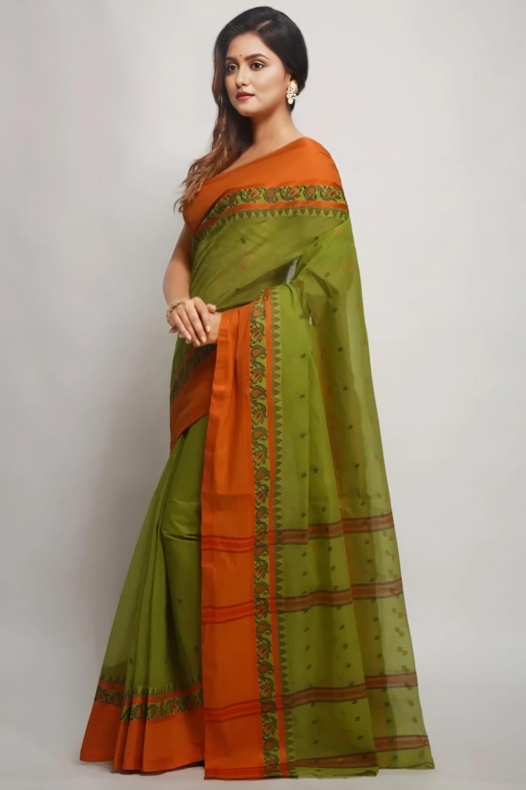 Elegant Green & Orange Pure Cotton Tant Saree with Woven Pallu | Sutayan
