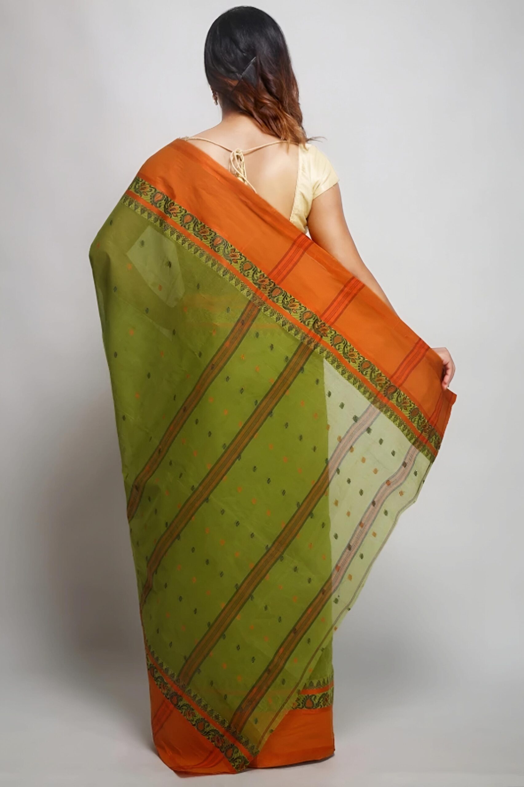 Elegant Green & Orange Pure Cotton Tant Saree with Woven Pallu | Sutayan