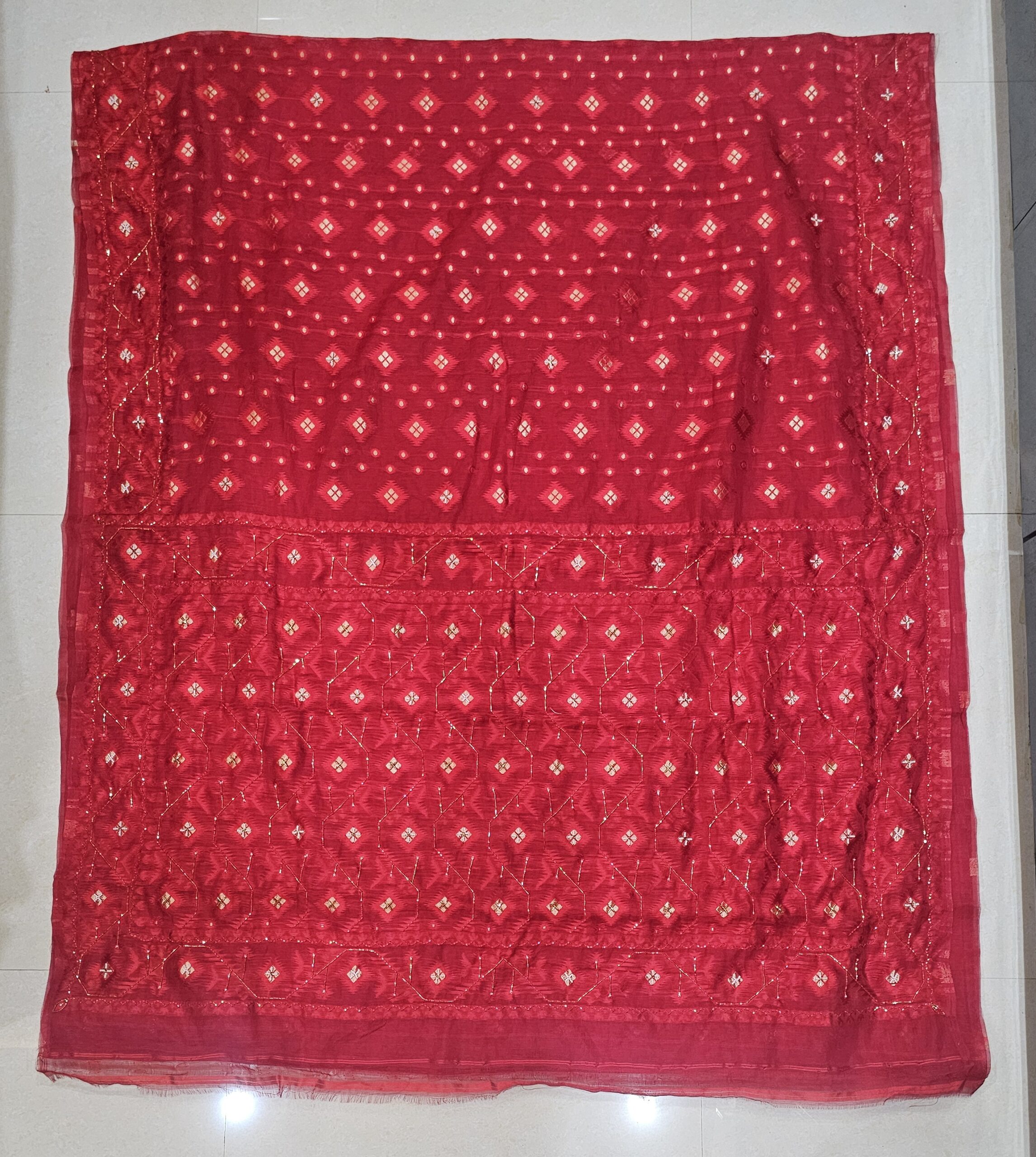 Red Handcrafted Kardana Jamdani Saree without Blouse Piece
